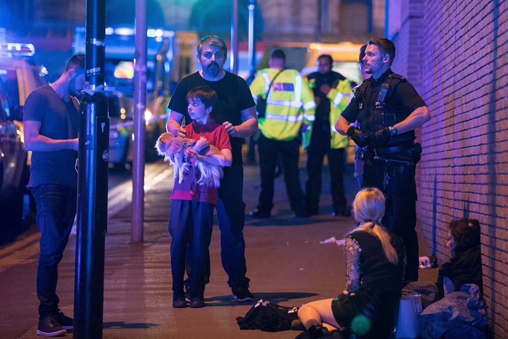 Теракт на концерте Арианы Гранде в Манчестере.